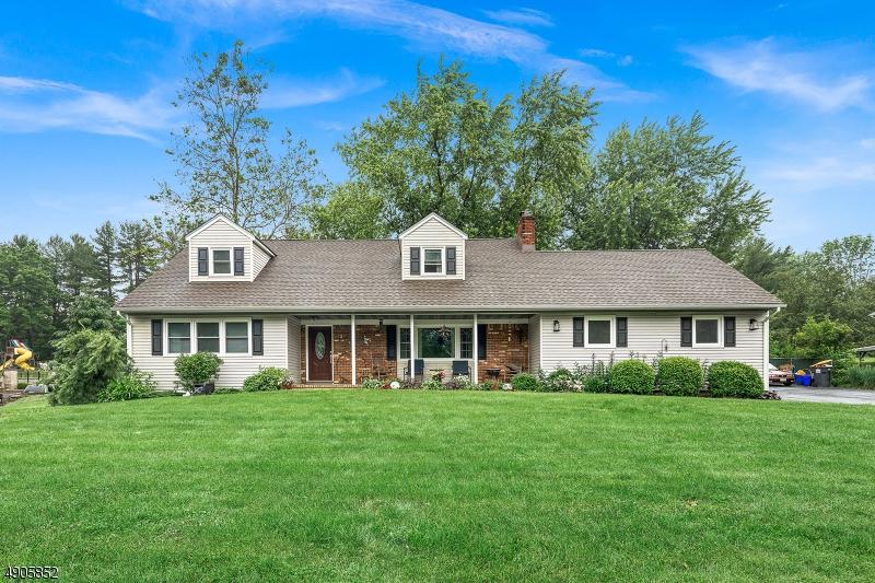 3 Larch Ln - Photo 1