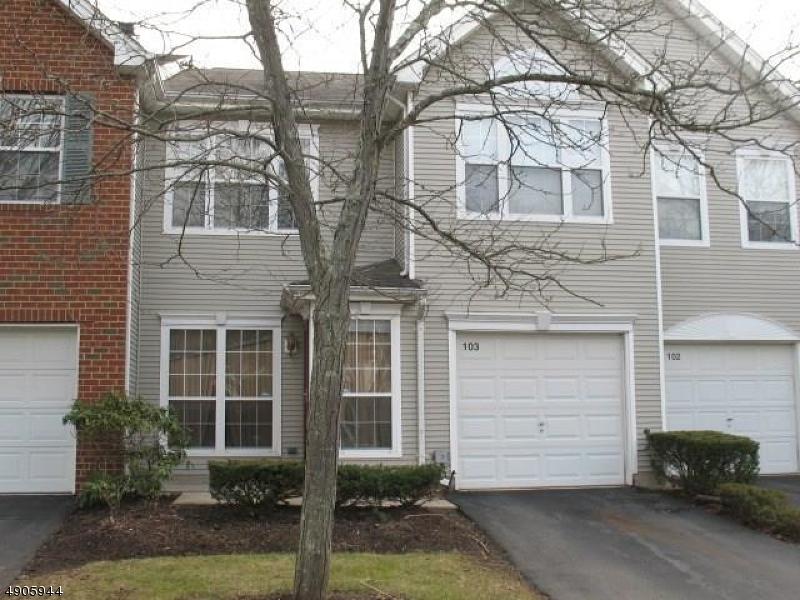 103 Pheasant Run - Photo 1