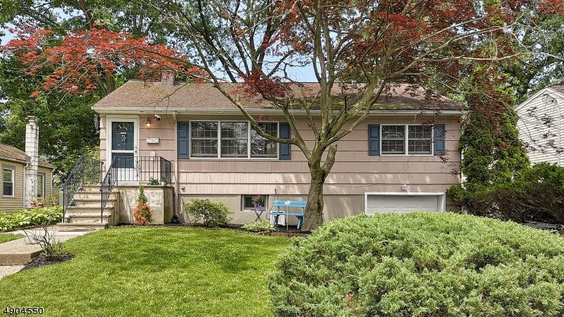 37 Claremont Ter - Photo 1