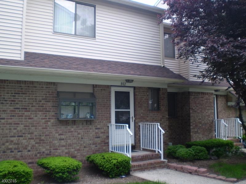802 Orchard Meadows Dr N - Photo 1