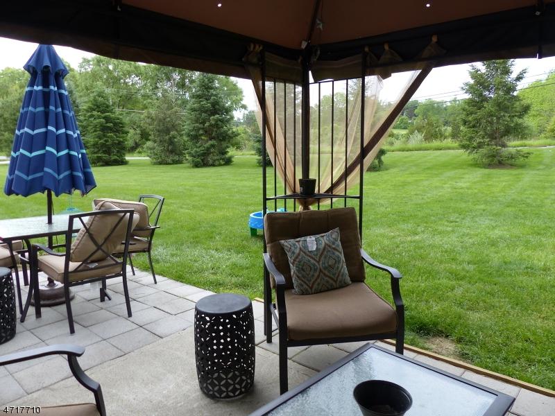 32 Beechmont Ter - Photo 1
