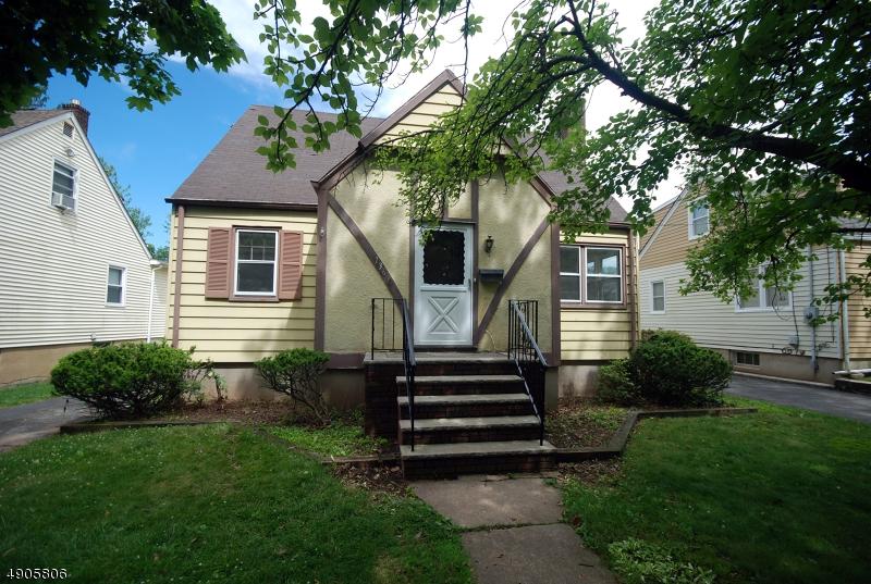 136 2ND ST - Photo 1