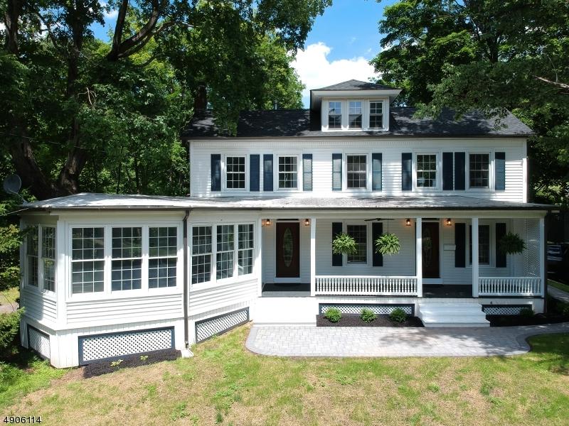 23 Kingwood Ave - Photo 1