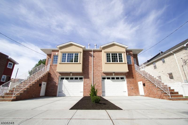 250 Kingsland Ave - Photo 1