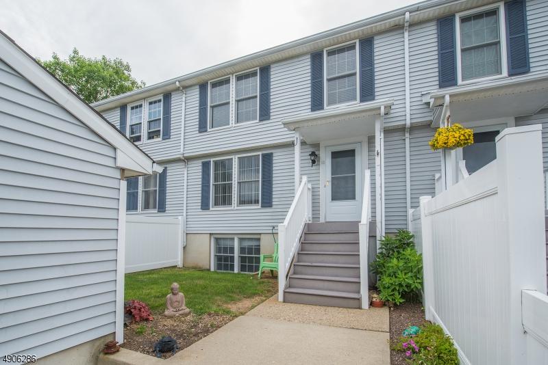 400 Randolph Ave - Photo 1