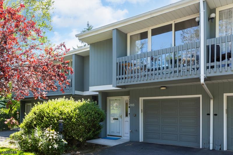 103 Marion Dr - Photo 1