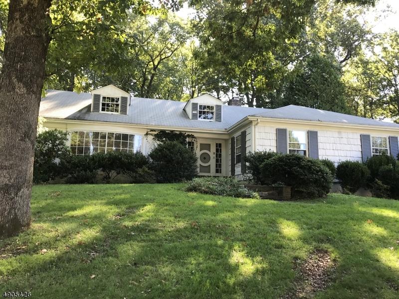 35 Van Houton Ave - Photo 1