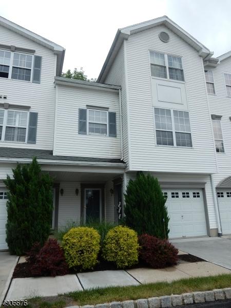 9 Caroline Foster Ct - Photo 1