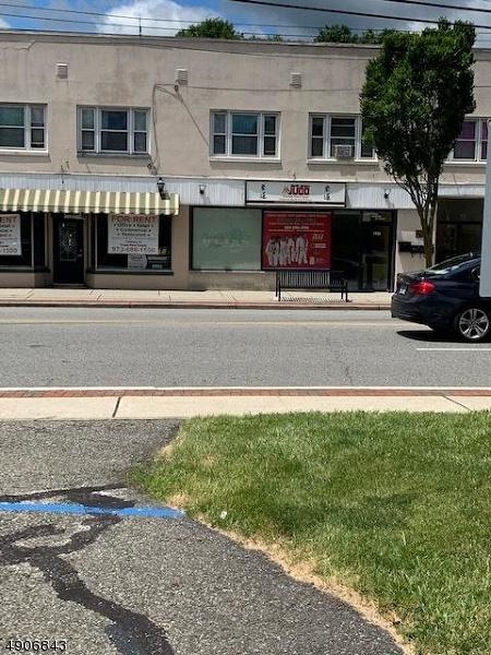 585 Newark Pompton Tpke - Photo 1