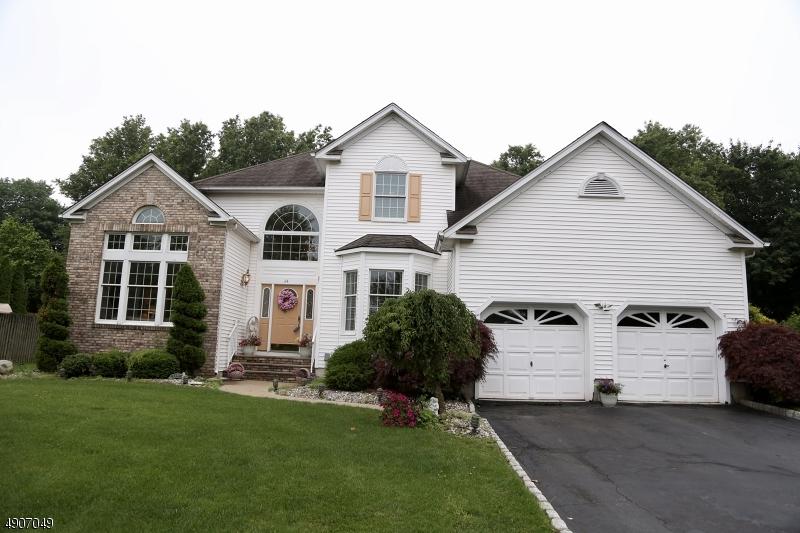 34 Baybury Ct - Photo 1