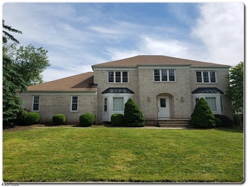 9 Silver Spring Ct - Photo 1