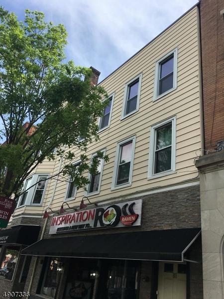 81 Summit Ave - Photo 1