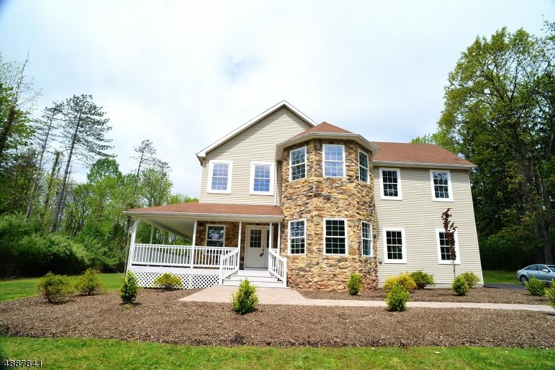 390 Woolf Rd - Photo 1