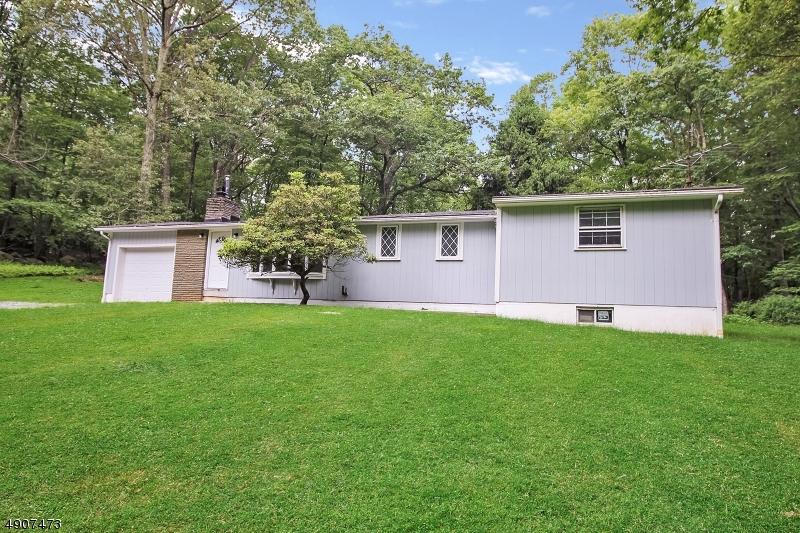 567 E Hill Rd - Photo 1