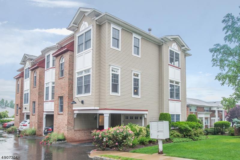 103 Passaic Ave - Photo 1