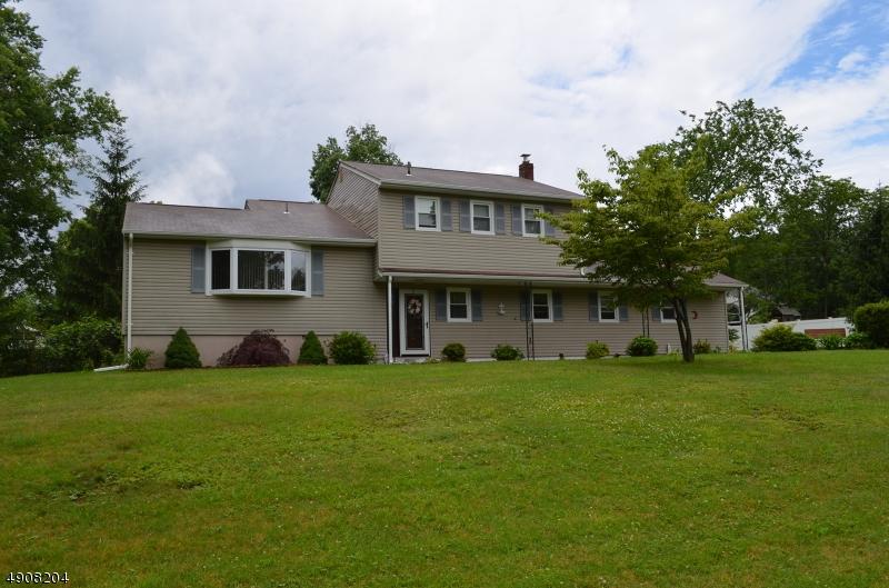 3 Beaumont Pl - Photo 1