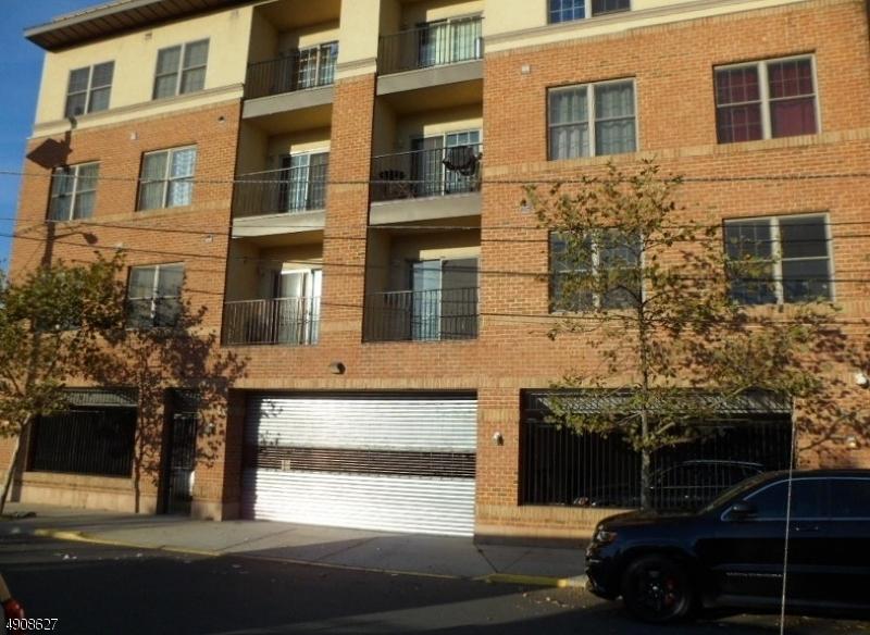 15 Tichenor Ln - Photo 1