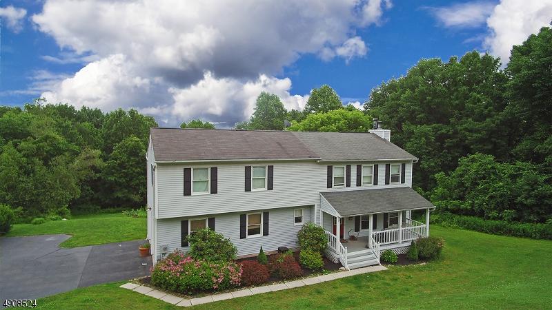 19 South Field Dr - Photo 1