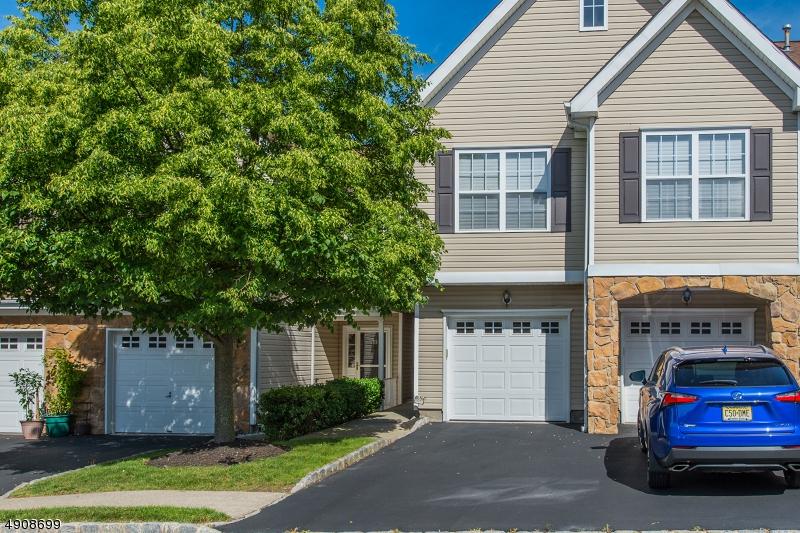 56 Mountainside Dr - Photo 1