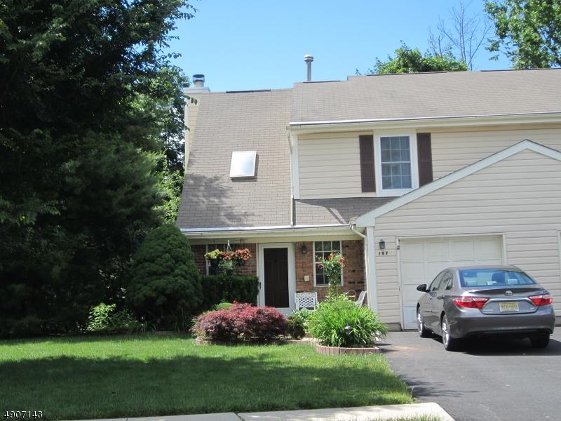 197 Hyde Park Rd - Photo 1