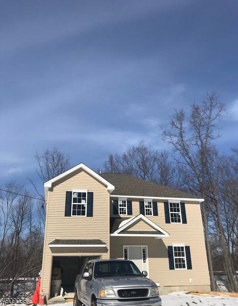61 Railroad Ave - Photo 1