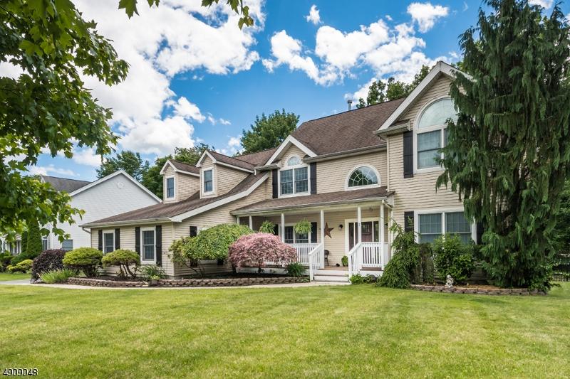 7 Jennies Ln - Photo 1