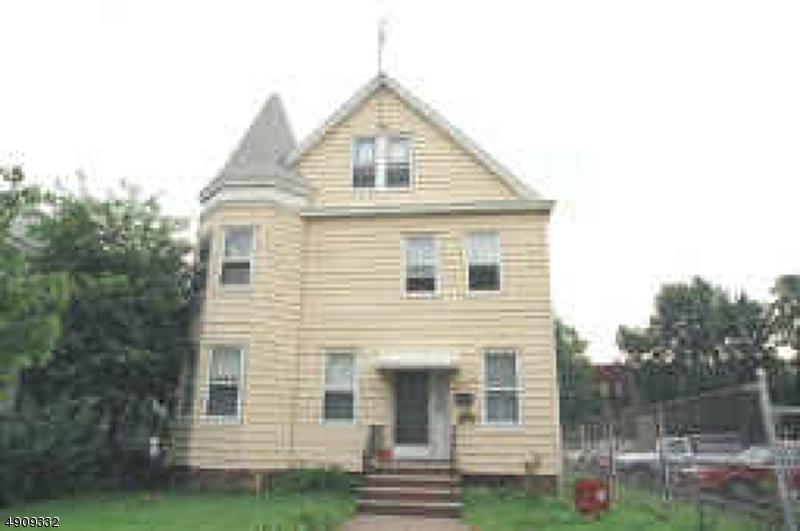 213 Harrison St - Photo 1