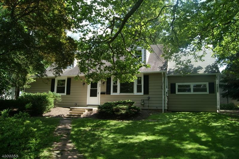40 Victory Ave - Photo 1