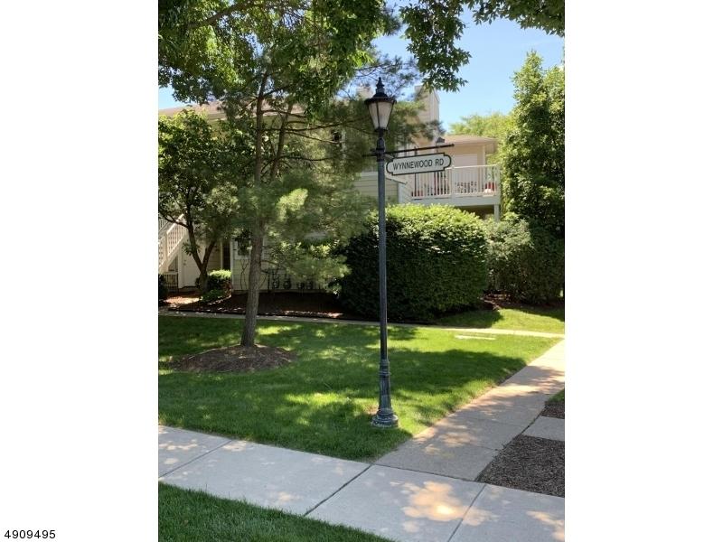 1 Wentworth Rd - Photo 1