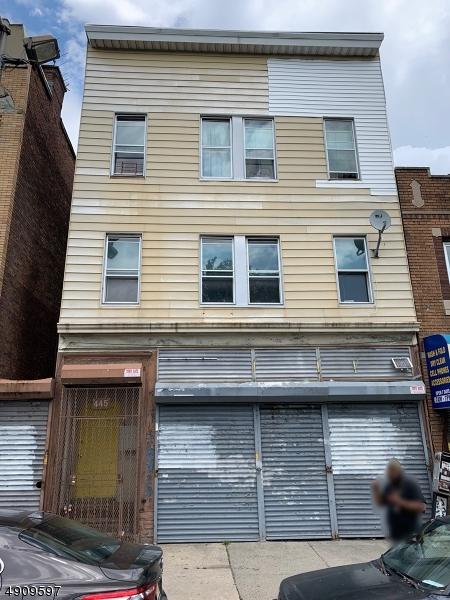 445 Orange St - Photo 1