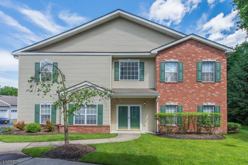 17 Windsor Dr - Photo 1