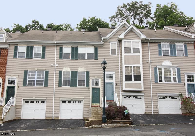 1170 Chedworth Cir - Photo 1