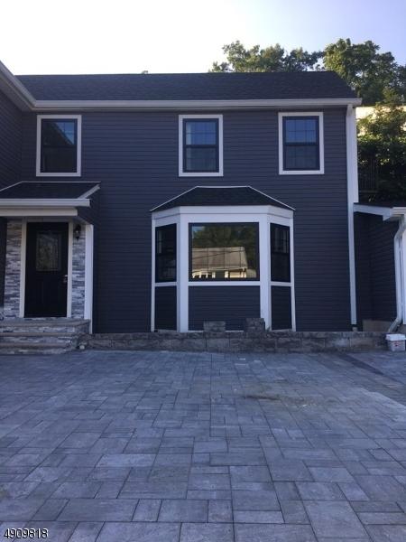 785 Chestnut St - Photo 1
