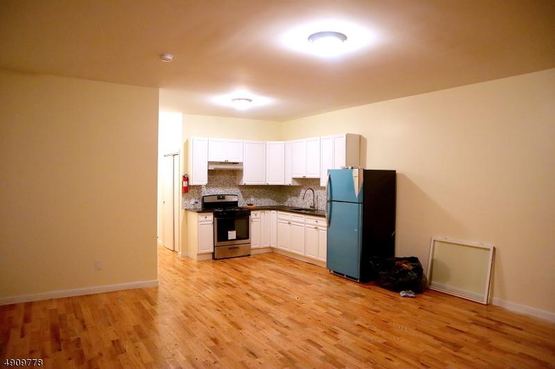 517 S 10Th St - Photo 1