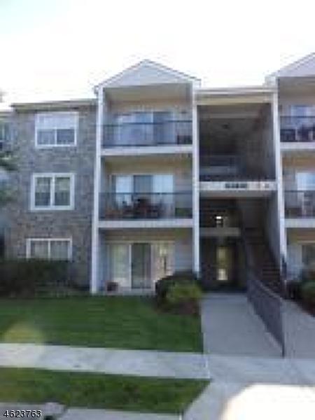 201 Robertson Way - Photo 1