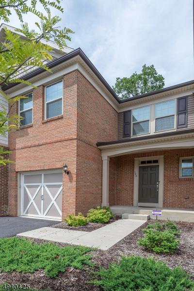 100 Albert Ct - Photo 1