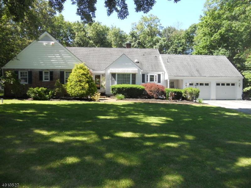 29 Greendale Dr - Photo 1