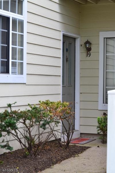 19 Wescott Rd - Photo 1