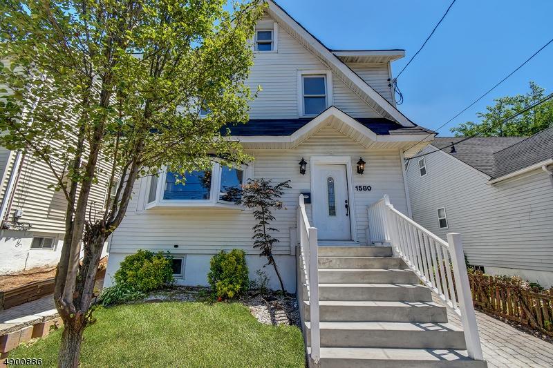1580 Walker Ave - Photo 1