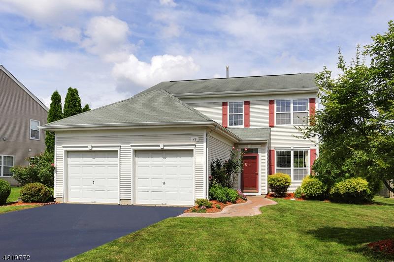 43 Devon Dr - Photo 1