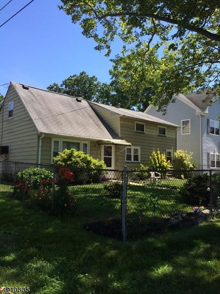 221 Bloomfield Ave - Photo 1
