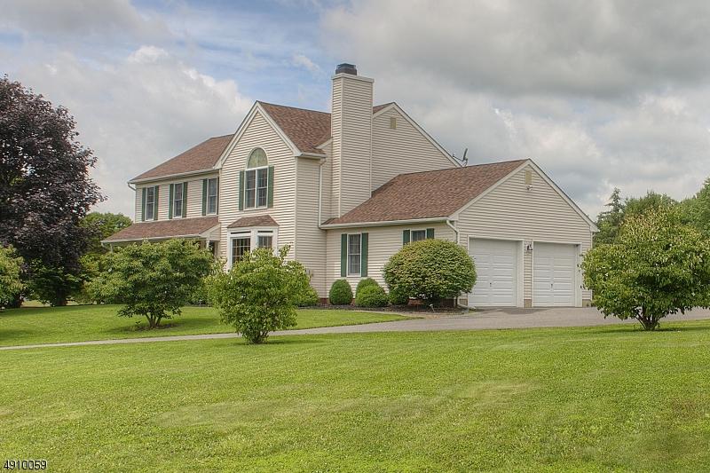 13 Farmhouse Rd - Photo 1