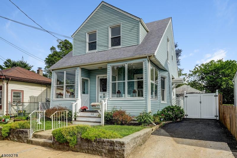 268 1ST Street - Photo 1