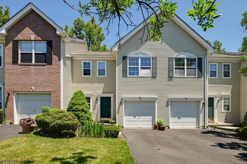 504 Canterbury Way - Photo 1