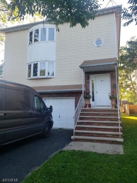 611 Middlesex St - Photo 1