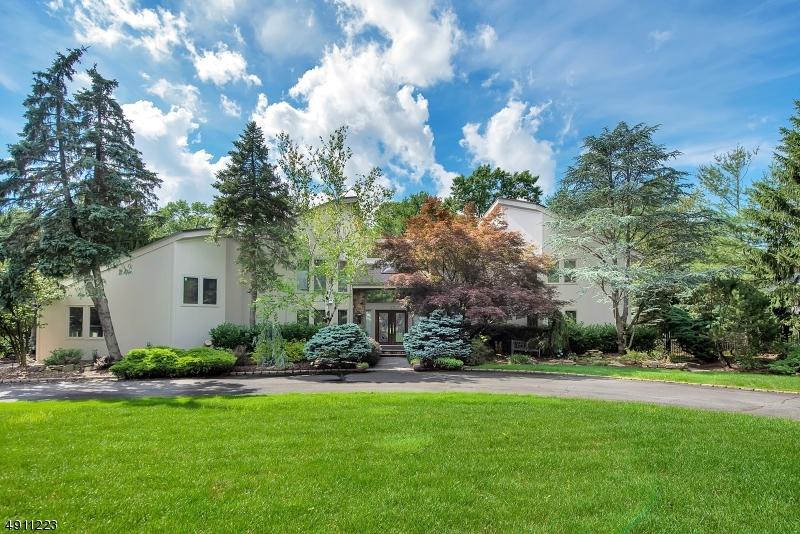 17 Canoe Brook Dr - Photo 1