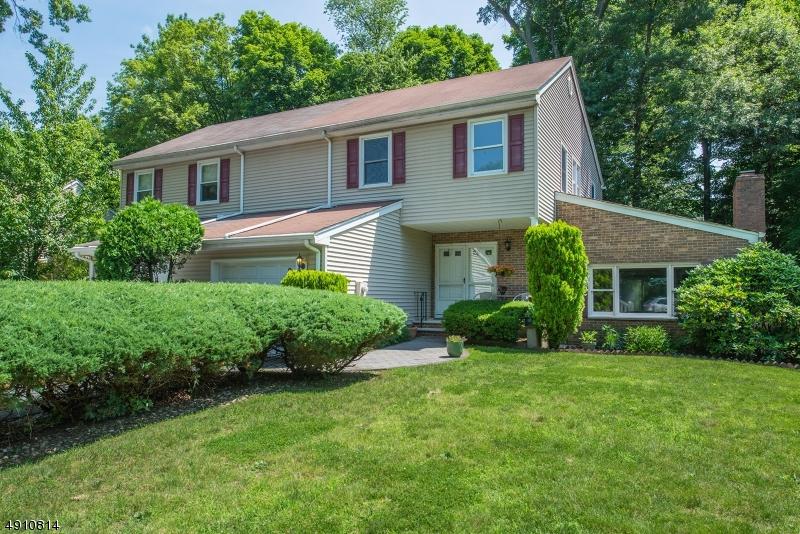 9 Heritage Manor Dr - Photo 1