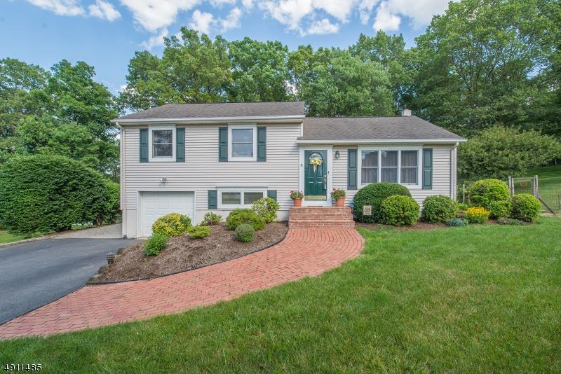 44 Countrywood Drive - Photo 1