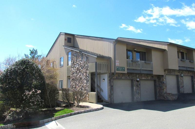 3 Larkin Cir - Photo 1