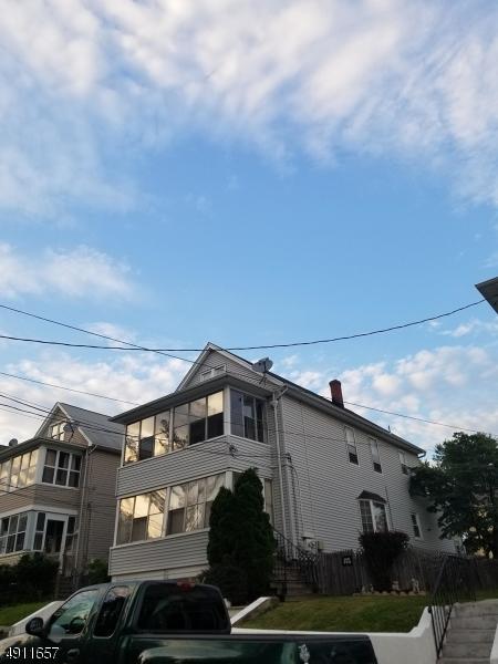 121 Prescott Ave - Photo 1